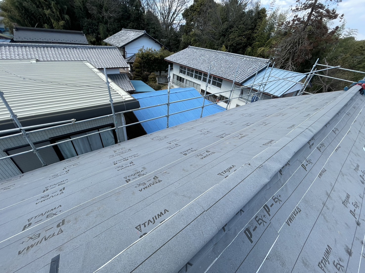 築80年　倉の屋根修繕工事　施工中
